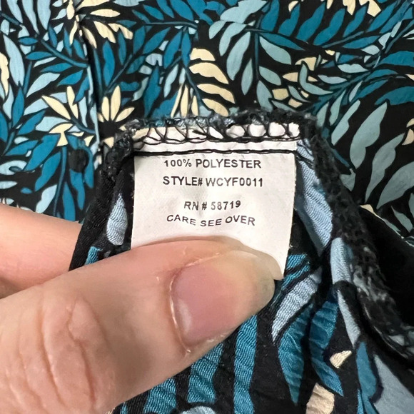 Elementz Woman Grey-Blue, Tan, Black & Teal Fern Pattern Mock Layer 3/4 Sleeve - Picture 6 of 8